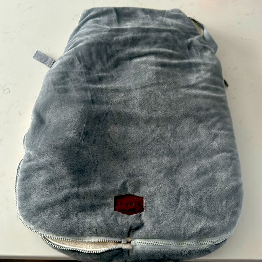 Boys gently used clothing item